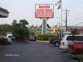 Austin Suites Hotel Exterior photo